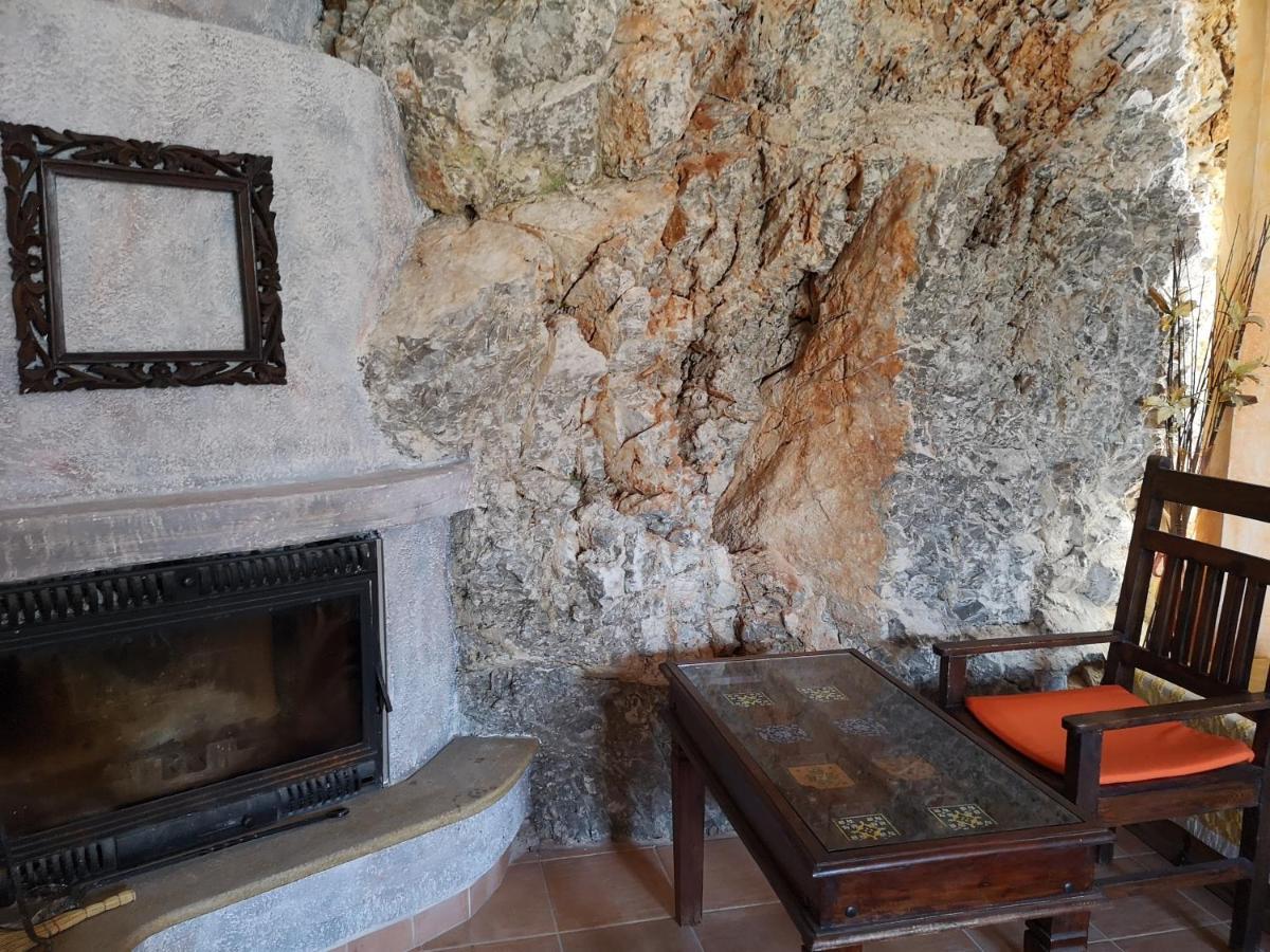 Flygonion Guesthouse Kyriaki Экстерьер фото